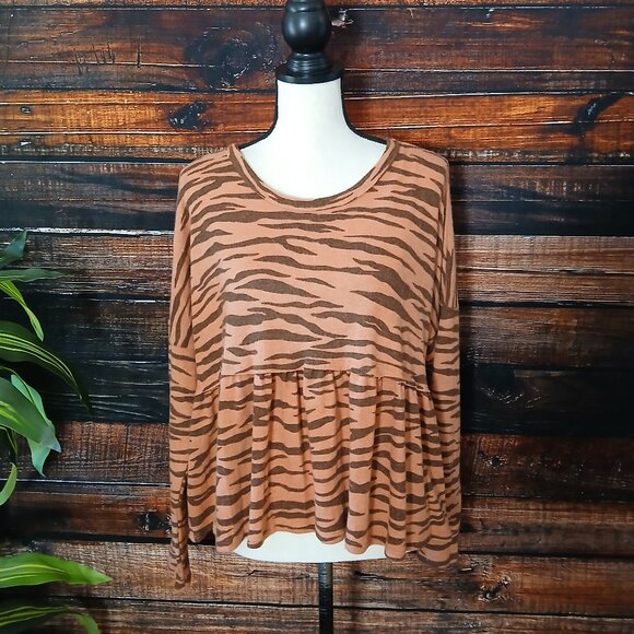 Maronie Vintage Y2K Top M Super Soft Oversized Peach Brown Tiger Print USA Made - Picture 2 of 8
